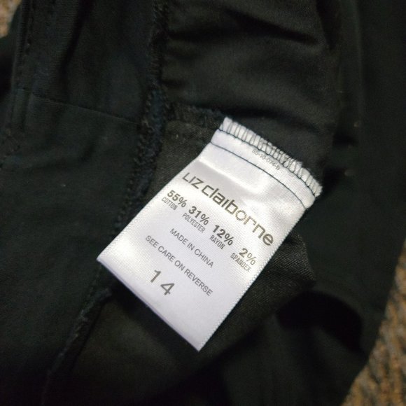 NWOT Black Stretch Liz Claiborne Shorts Size 14 - Picture 10 of 12